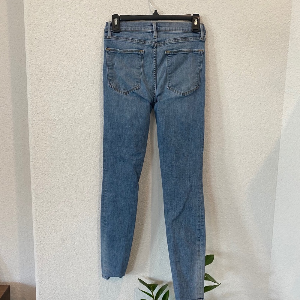 Frame Le High Skinny
